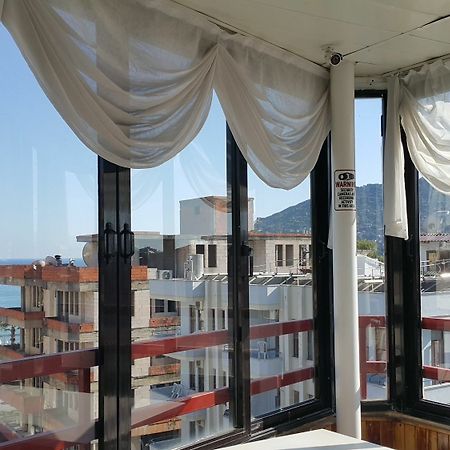 אלאניה Midi Hotel מראה חיצוני תמונה